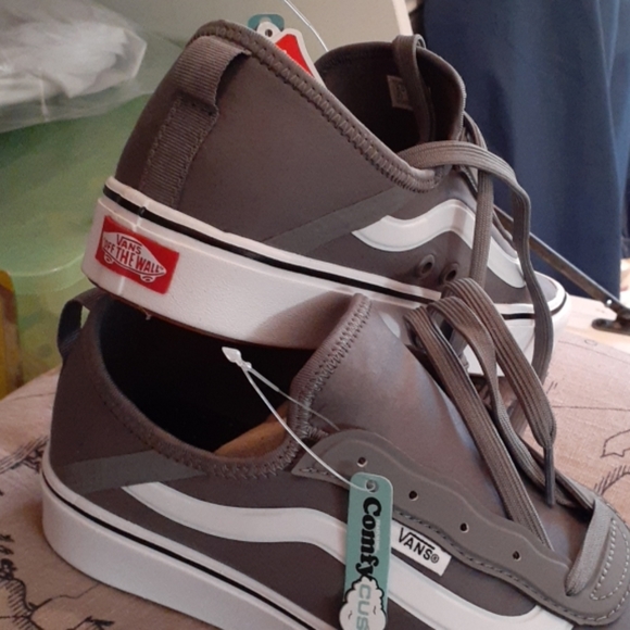 vans with cushion sole